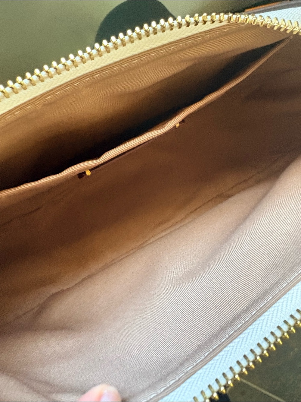 Coach Pebble Leather Shoulder Bag in Pale Cream - Picture 3 of 4